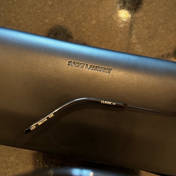 Saint Laurent Paris Gradient Aviator Sunglasses - Picture 13 of 16